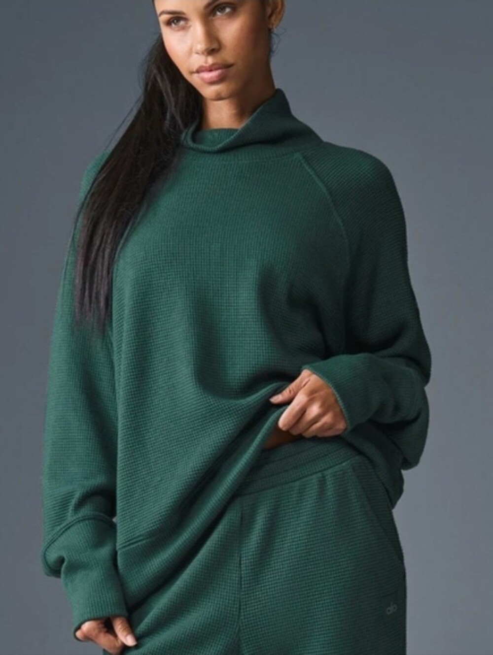 Alo Waffle Weekend Escape Mock Neck In Winter Ivy Size Large